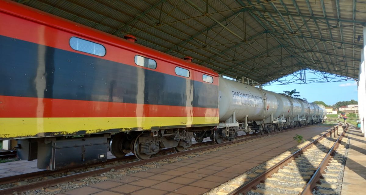 CAMINHO DE FERRO DE LUANDA E PARÂMETRO PERFEITO DÃO INÍCIO AO PROCESSO DE TRANSPORTAÇÃO DE GASÓLEO PARA MALANGE