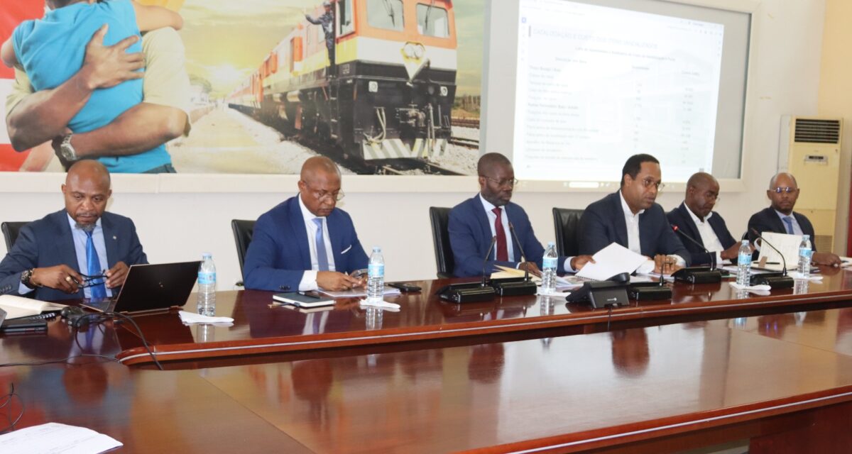 CFL ACOLHE  REUNIÃO CONJUNTA ENTRE OS MINISTÉRIOS DOS TRANSPORTES, INTERIOR,  TECNOLOGIA DE INFORMAÇÃO E COMUNICAÇÃO SOCIAL E  GPL.