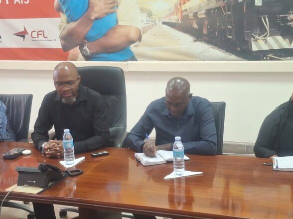 CFL E CIVICOP REALIZAM ENCONTRO COM OS SOBREVIVENTES DO ATAQUE AO COMBOIO NO ZENZA-DO-ITOMBE